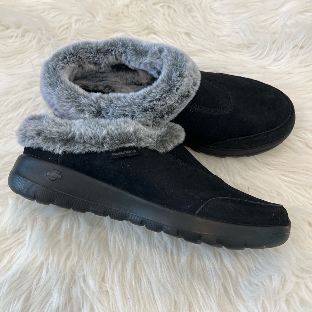 Skechers Faux Fur Lined Slip On Winter Shoes Black Size 10